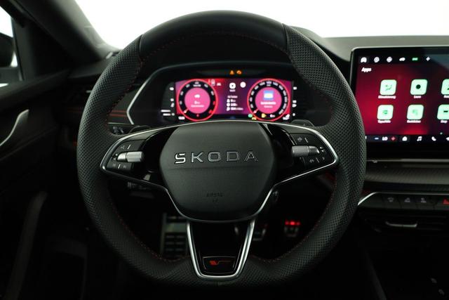 Skoda Octavia Combi 2.0 TSI 195 kW RS DSG, AHK, Navi, Matrix, Side, Winter, 5 J.-Garantie 