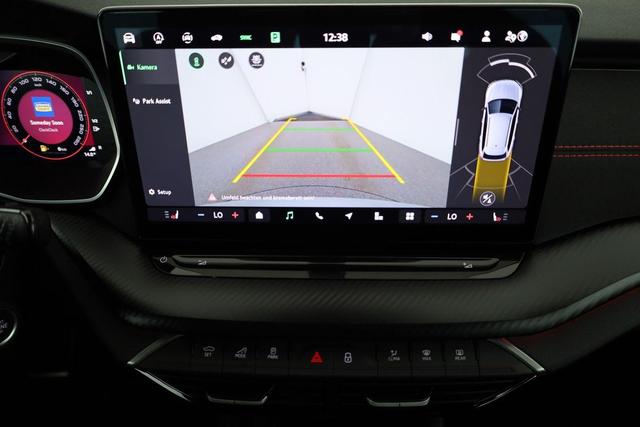 Skoda Octavia Combi 2.0 TSI 195 kW RS DSG, AHK, Navi, Matrix, Side, Winter, 5 J.-Garantie 