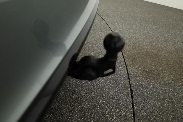 Skoda Octavia Combi 2.0 TSI 195 kW RS DSG, AHK, Navi, Matrix, Side, Winter, 5 J.-Garantie 