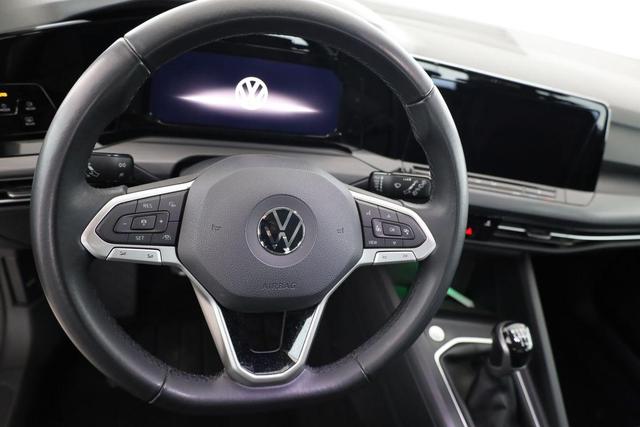 Volkswagen Golf Style VIII 1.5 TSI Style, LED-Plus, AHK, ACC, 1. Hand 