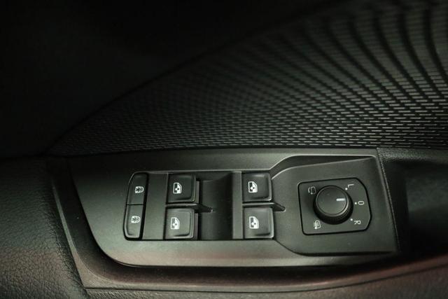 Skoda Octavia Combi 2.0 TSI 195 kW RS DSG, AHK, Navi, Matrix, Side, Winter, 5 J.-Garantie 