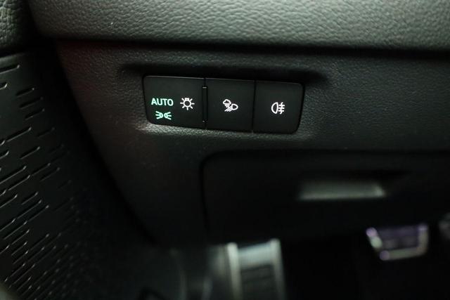 Skoda Octavia Combi 2.0 TSI 195 kW RS DSG, AHK, Navi, Matrix, Side, Winter, 5 J.-Garantie 