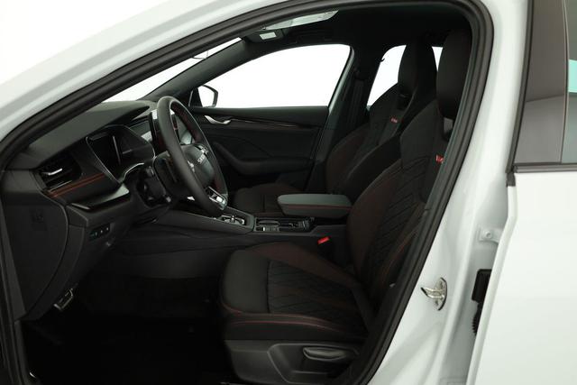 Skoda Octavia Combi 2.0 TSI 195 kW RS DSG, AHK, Navi, Matrix, Side, Winter, 5 J.-Garantie 