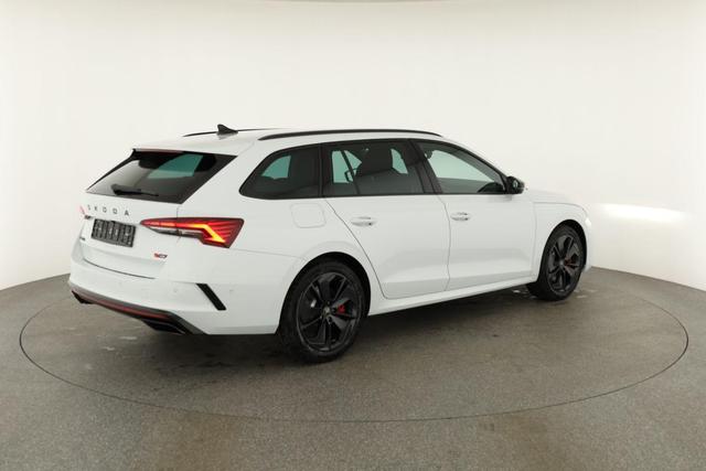 Skoda Octavia Combi 2.0 TSI 195 kW RS DSG, AHK, Navi, Matrix, Side, Winter, 5 J.-Garantie 