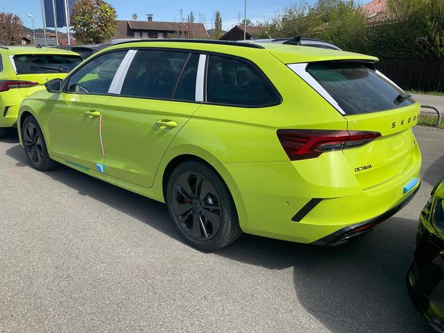 Skoda Octavia Combi 2.0 TSI 195 kW RS DSG, Pano, AHK, Navi, Matrix, Side, Winter, 5 J.-Garantie 