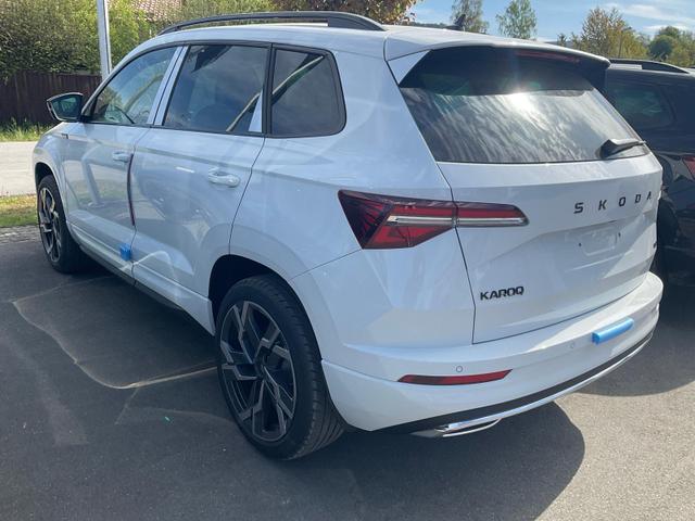 Skoda Karoq Sportline 4x4 2.0 TSI DSG Sportline, Pano, AHK, Navi, Matrix, Side, Winter, 5 J.-Garantie 