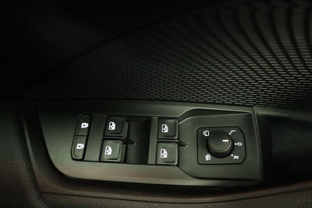 Skoda Octavia Combi 2.0 TSI 195 kW RS DSG, Pano, AHK, Navi, Matrix, Side, Winter, 5 J.-Garantie 