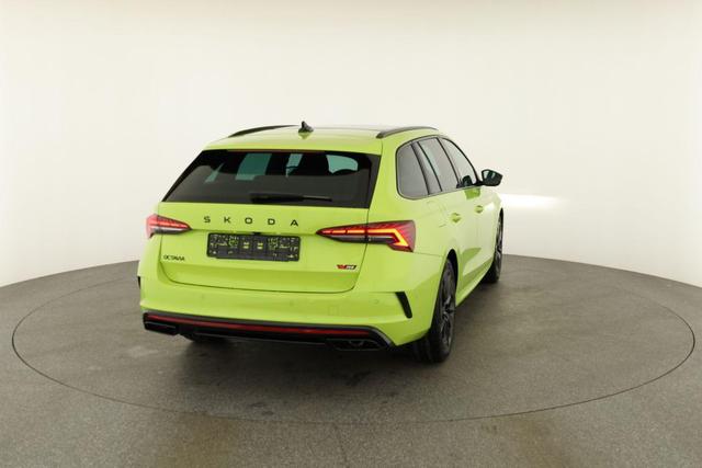 Skoda Octavia Combi 2.0 TSI 195 kW RS DSG, Pano, AHK, Navi, Matrix, Side, Winter, 5 J.-Garantie 