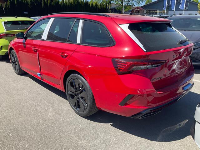 Skoda Octavia Combi 2.0 TSI 195 kW RS DSG, Pano, Standheizung, AHK, Navi, Matrix, Canton, Side, Winter, 5 J.-Garantie 