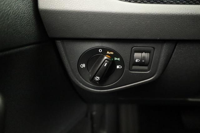Volkswagen Taigo LIFE 1.0 TSI DSG Life, LED, Kamera, APP-Connect, Winter, 17-Zoll 