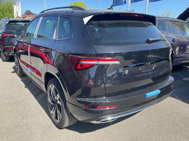 Skoda Karoq Sportline 4x4 2.0 TSI DSG Sportline, Pano, AHK, Navi, Matrix, Side, Winter, 5 J.-Garantie 