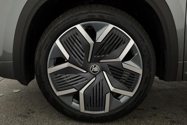 Skoda Kodiaq 2.0 TDI 142 kW 4x4 Sportline DSG Sportline, 7-Sitzer, AHK, FS-beheizbar, Matrix, el. Klappe, 20-Zoll 