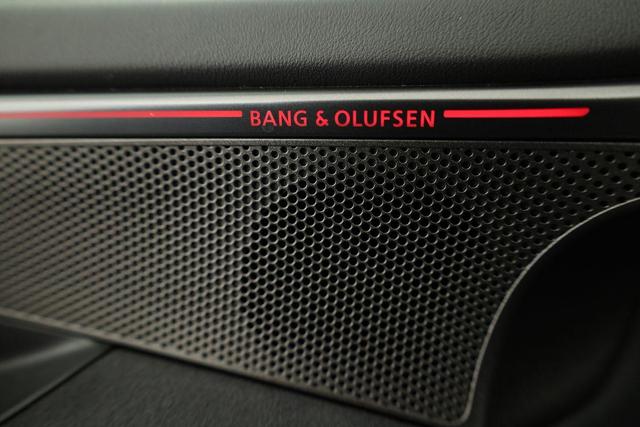 Audi S5 Kombi TFSI quattro 270 kW Avant quattro, Standheizung, HuD, Pano, B&O, Leder, 20-Zoll, TechPro, sofort 