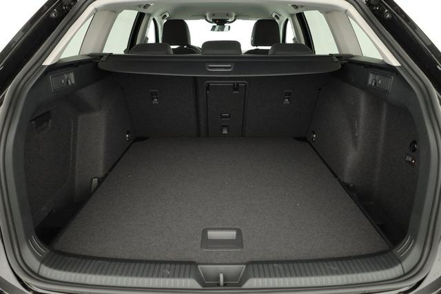Volkswagen Golf Variant LIFE VIII 2.0 TDI DSG Life, AHK, easyOpen, Kamera, 3-J Garantie 