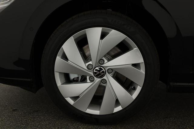 Volkswagen Golf Variant LIFE VIII 2.0 TDI DSG Life, AHK, easyOpen, Kamera, 3-J Garantie 