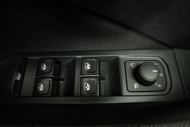 Skoda Kamiq Selection 1.0 TSI DSG Selection, AHK, Matrix, Kamera, Ladeboden, Winter 