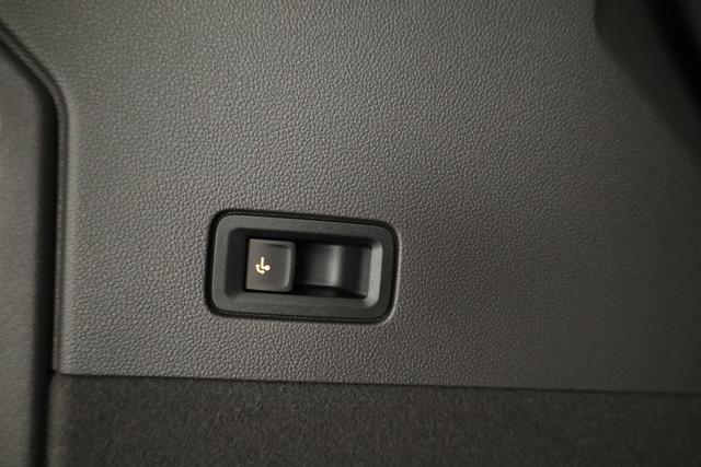 Volkswagen T7 Multivan eHybrid 4M Business L&Uuml;, 7-Sitzer, AHK, IQ.Light, easyOpen, Navi, 5-J Garantie 
