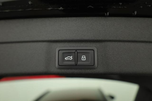 Audi S5 Kombi TFSI quattro 270 kW Avant quattro, HuD, Pano, B&O, Leder, 20-Zoll, TechPro, sofort 