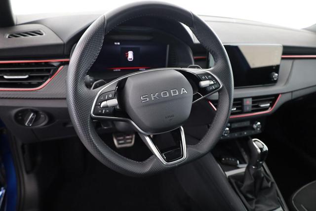 Skoda Scala Monte Carlo 1.5 TSI DSG Carlo, Pano, Matrix, FS-beheizbar, Kamera, Side, Winter, 17-Zoll, 5 J.-Garantie 