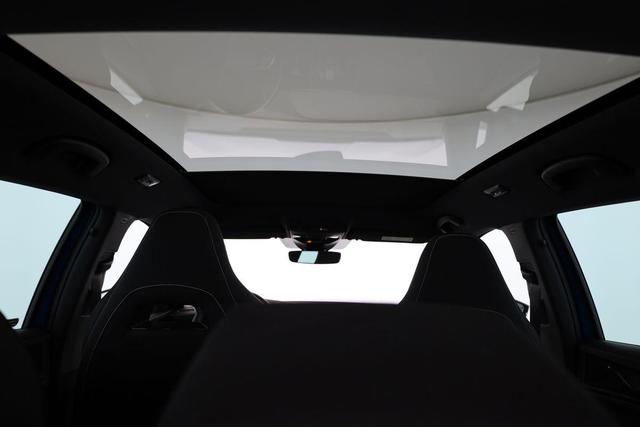 Skoda Scala Monte Carlo 1.5 TSI DSG Carlo, Pano, Matrix, FS-beheizbar, Kamera, Side, Winter, 17-Zoll, 5 J.-Garantie 