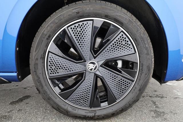 Skoda Scala Monte Carlo 1.5 TSI DSG Carlo, Pano, Matrix, FS-beheizbar, Kamera, Side, Winter, 17-Zoll, 5 J.-Garantie 