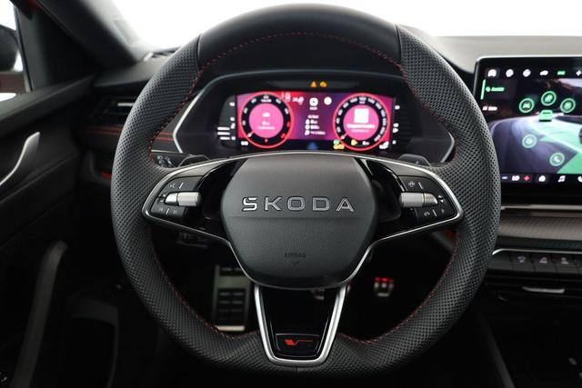 Skoda Octavia Combi 2.0 TSI 195 kW RS DSG, Pano, AHK, Navi, Matrix, Side, Winter, 5 J.-Garantie 