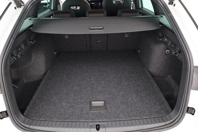 Skoda Octavia Combi 2.0 TSI 195 kW RS DSG, Pano, Standheizung, AHK, Navi, Matrix, Canton, Side, Winter, 5 J.-Garantie 