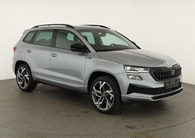 Skoda Karoq - Sportline 4x4 2.0 TSI DSG Sportline, Pano, AHK, Navi, Matrix, Side, Winter, 5 J.-Garantie