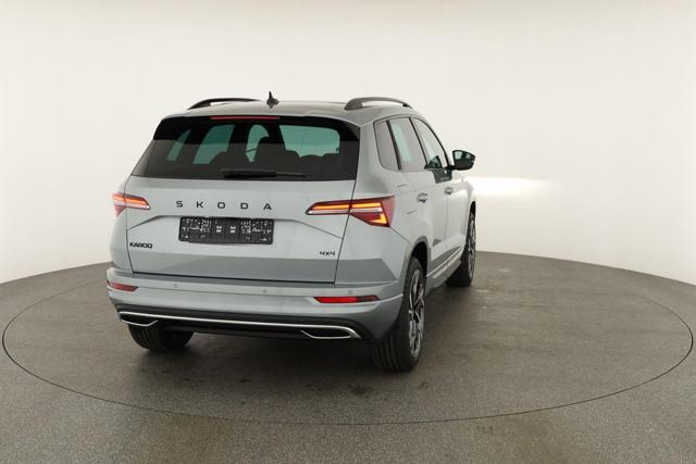 Skoda Karoq Sportline 4x4 2.0 TSI DSG Sportline, Pano, AHK, Navi, Matrix, Side, Winter, 5 J.-Garantie 