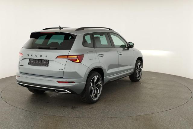 Skoda Karoq Sportline 4x4 2.0 TSI DSG Sportline, Pano, AHK, Navi, Matrix, Side, Winter, 5 J.-Garantie 
