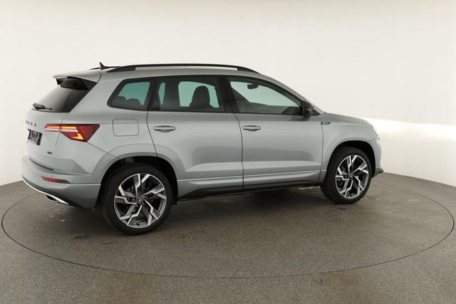 Skoda Karoq Sportline 4x4 2.0 TSI DSG Sportline, Pano, AHK, Navi, Matrix, Side, Winter, 5 J.-Garantie 