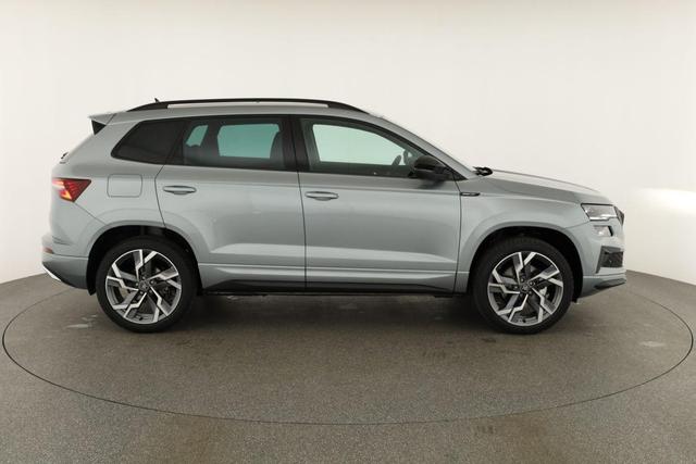 Skoda Karoq Sportline 4x4 2.0 TSI DSG Sportline, Pano, AHK, Navi, Matrix, Side, Winter, 5 J.-Garantie 
