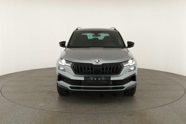 Skoda Karoq Sportline 4x4 2.0 TSI DSG Sportline, Pano, AHK, Navi, Matrix, Side, Winter, 5 J.-Garantie 