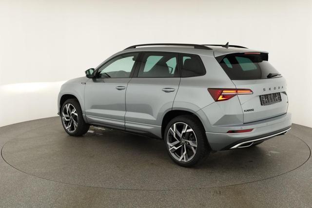 Skoda Karoq Sportline 4x4 2.0 TSI DSG Sportline, Pano, AHK, Navi, Matrix, Side, Winter, 5 J.-Garantie 