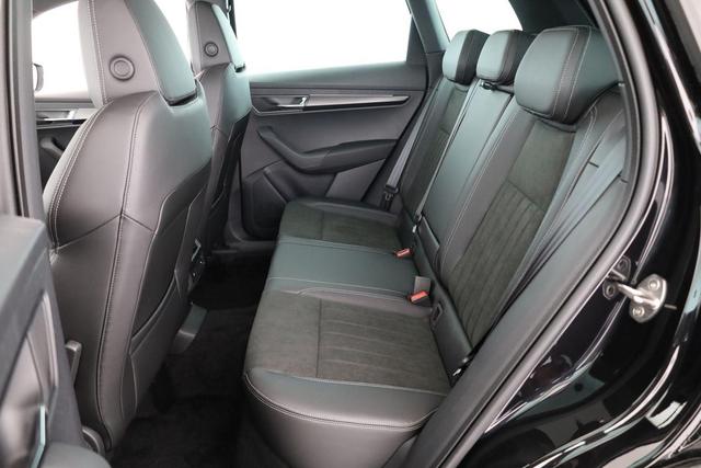 Skoda Karoq Sportline 4x4 2.0 TSI DSG Sportline, Pano, AHK, Navi, Matrix, Side, Winter, 5 J.-Garantie 