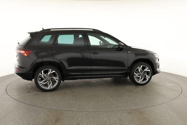 Skoda Karoq Sportline 4x4 2.0 TSI DSG Sportline, Pano, AHK, Navi, Matrix, Side, Winter, 5 J.-Garantie 