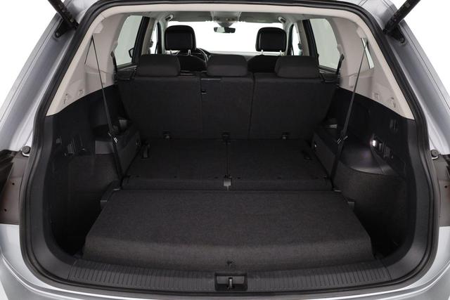 Volkswagen Tiguan Allspace LIFE 1.5 TSI DSG Life, AHK, ACC, 7-Sitzer, Navi, 18-Zoll 