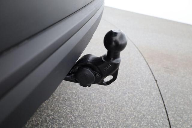 Skoda Karoq Selection 1.5 TSI DSG Selection, AHK, Navi, LED, Kamera, Winter, el. Klappe, Ladeboden, 4 J.-Garantie 
