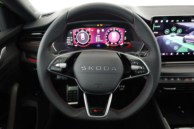 Skoda Octavia Combi 2.0 TSI 195 kW RS DSG, AHK, Navi, Matrix, Canton, Side, Winter, 5 J.-Garantie 