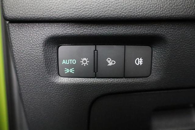 Skoda Octavia Combi 2.0 TSI 195 kW RS DSG, AHK, Navi, Matrix, Canton, Side, Winter, 5 J.-Garantie 