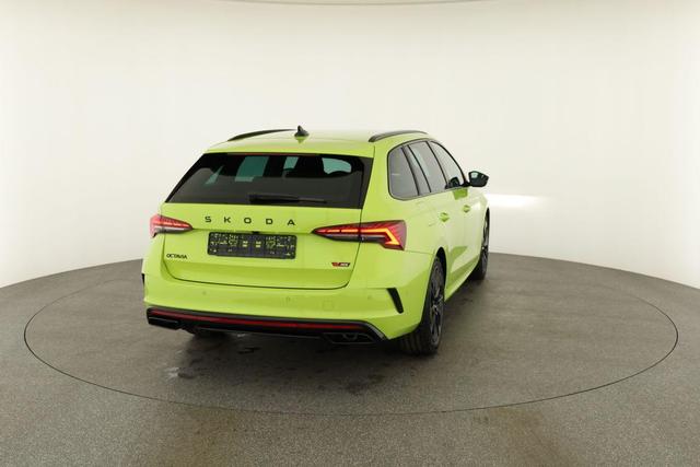 Skoda Octavia Combi 2.0 TSI 195 kW RS DSG, AHK, Navi, Matrix, Canton, Side, Winter, 5 J.-Garantie 