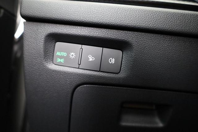 Skoda Octavia Combi 2.0 TSI 195 kW RS DSG, Pano, AHK, Navi, Matrix, Side, Winter, 5 J.-Garantie 