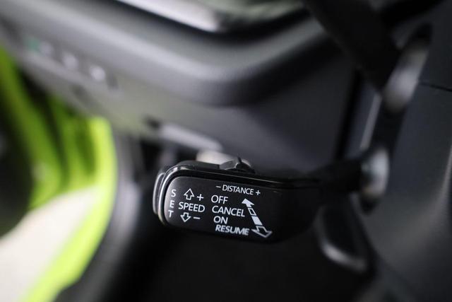 Skoda Octavia Combi 2.0 TSI 195 kW RS DSG, Standheizung, AHK, Navi, Matrix, Side, Winter, 5 J.-Garantie 
