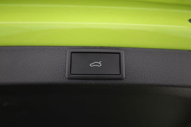 Skoda Octavia Combi 2.0 TSI 195 kW RS DSG, Standheizung, AHK, Navi, Matrix, Side, Winter, 5 J.-Garantie 
