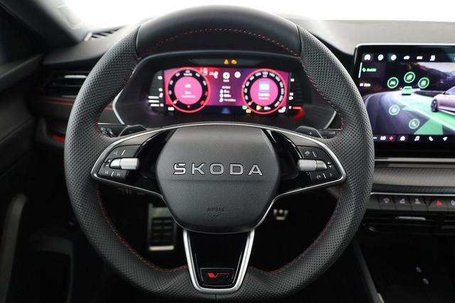 Skoda Octavia Combi 2.0 TSI 195 kW RS DSG, Pano, Standheizung, AHK, Navi, Matrix, Sound, Side, Winter, 5 J.-Garantie 