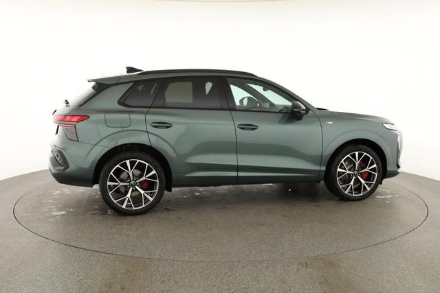 Audi Q3 TFSI quattro 150 kW S-LINE, AHK, Navi, AreaView, Side, Sound, Winter, 20-Zoll 