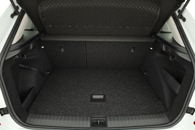 Skoda Kamiq Selection 1.5 TSI Selection, AHK, LED, Kamera, Winter, Ladeboden, 16-Zoll, 4 J.-Garantie 