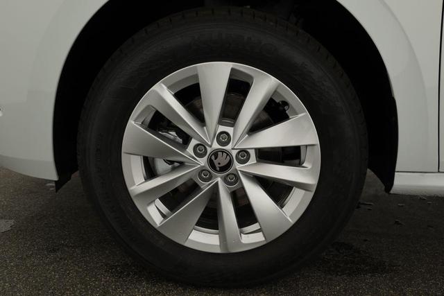 Skoda Kamiq Selection 1.5 TSI Selection, AHK, LED, Kamera, Winter, Ladeboden, 16-Zoll, 4 J.-Garantie 
