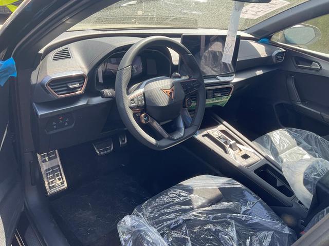 Cupra Leon - 1.5 eTSI 110 kW DSG, ACC, Kamera, Winter, LED, 18-Zoll, sofort