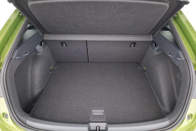 Volkswagen Taigo R-Line 1.5 TSI DSG R-Line, AHK, Matrix, Kamera, ACC, Winter, 4 J.-Garantie 